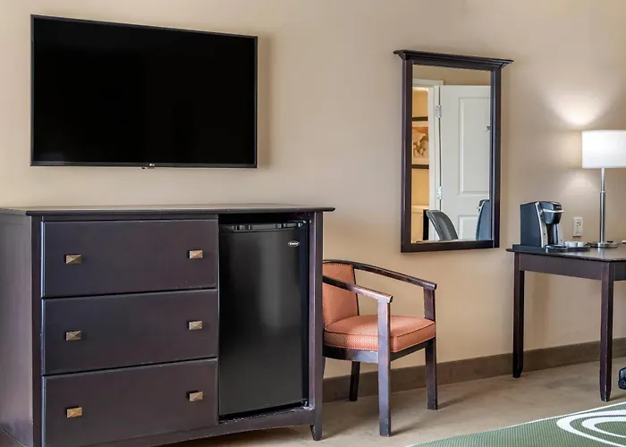 Quality Inn & Suites Quispamsis